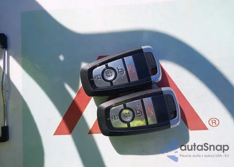 2022 Ford Mustang Mach-E Gt z USA, uszkodzony, nr VIN 3FMTK4SE4NMA13681